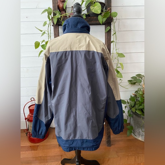 Columbia: Men’s Large Tall Core Jacket - Picture 4 of 17